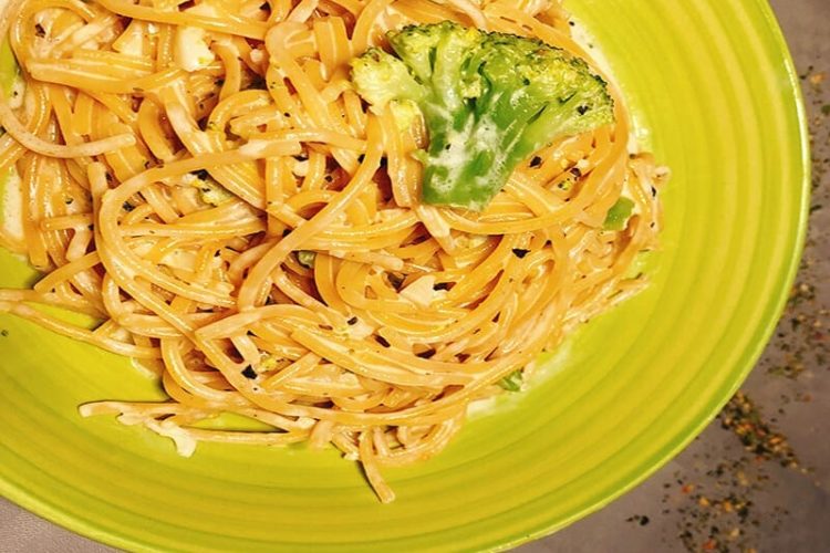 Gluten-free-pasta-in-garlic-cream-sauce-recipe- FI